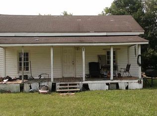 83 Frederick Britt Rd, Bladenboro, NC 28320