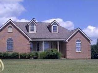 1152 Kile Rd, Metamora, MI 48455