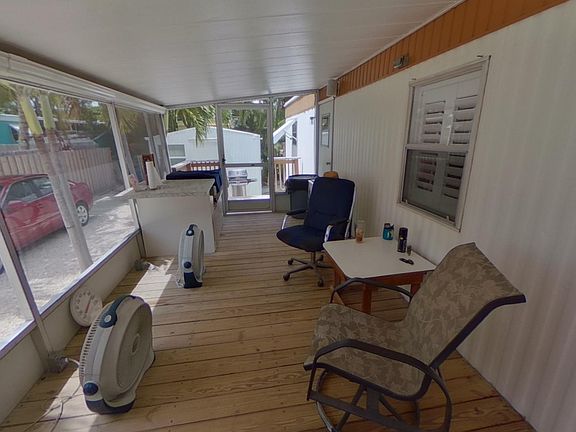 3rd image of 163 Garden St
