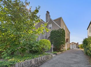 383 Saint Johns Ave, Yonkers, NY 10704