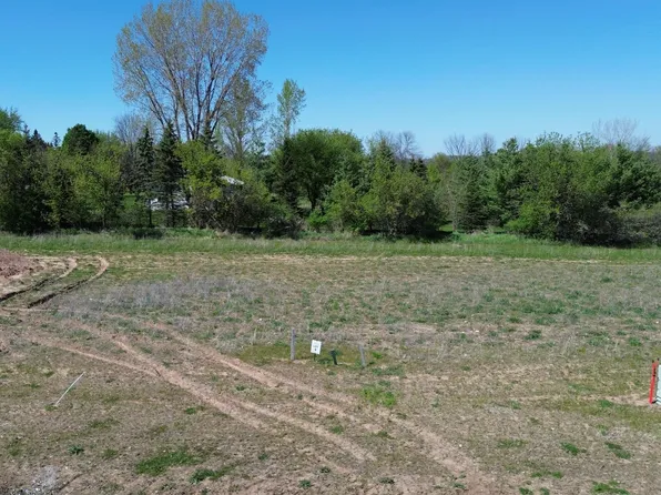 Goldfinch Dr #3, Greenville, WI 54942
