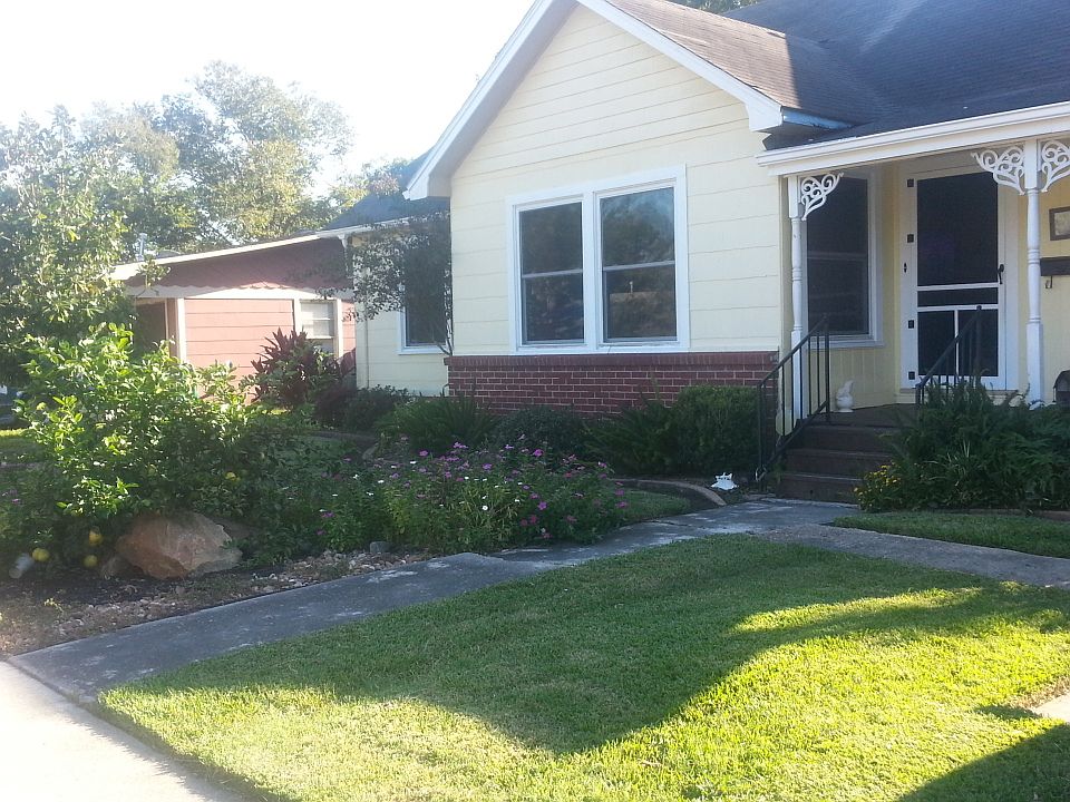 1st image of 1903 Vermont St