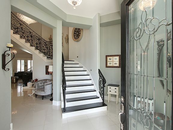 Entry way