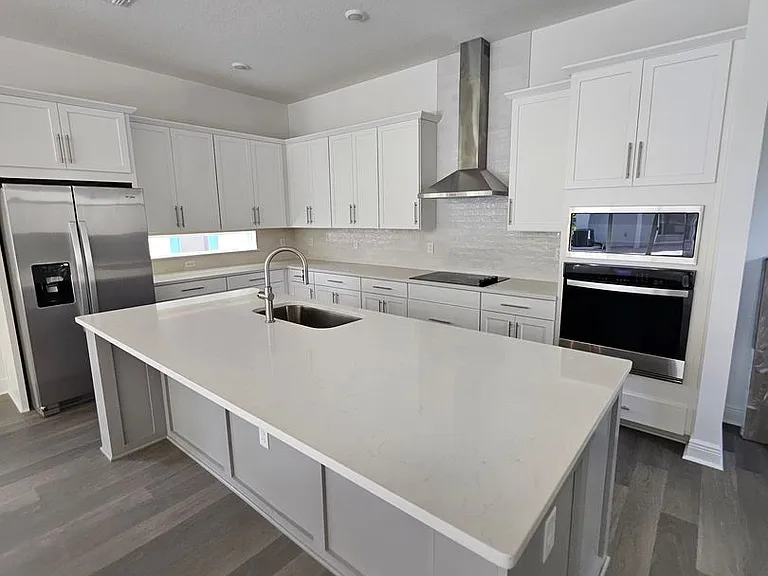 10172 Pearson Ave — Photo 9