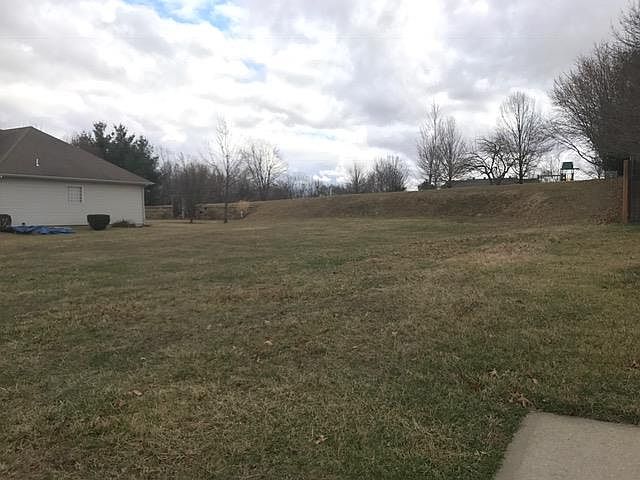 1st image of 1213 SW Foxtail Dr