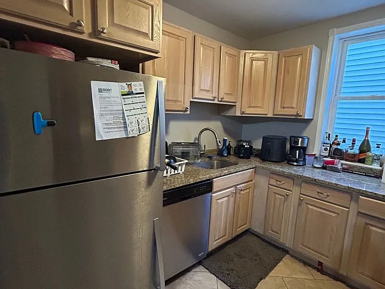 1505 W Huron St #2 — Photo 6