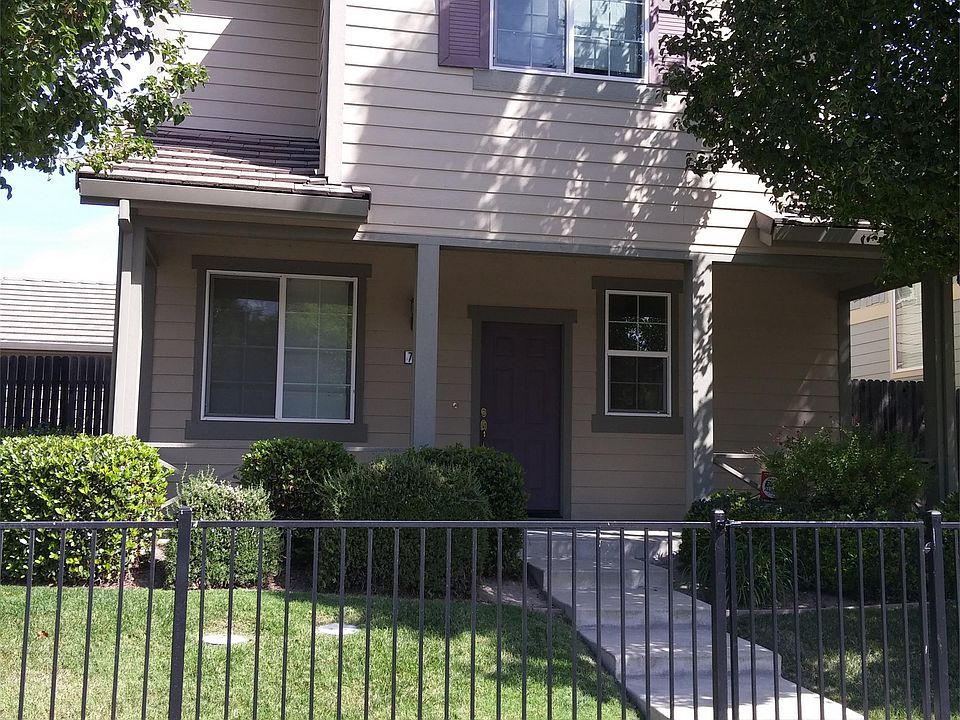 1st image of 7633 Rush River Dr