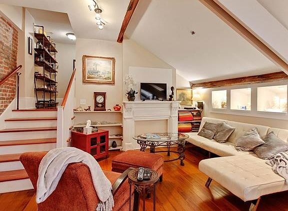 5th image of 920 Saint Louis St APT 1