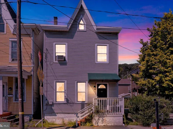 11 S Sillyman St, Cressona, PA 17929