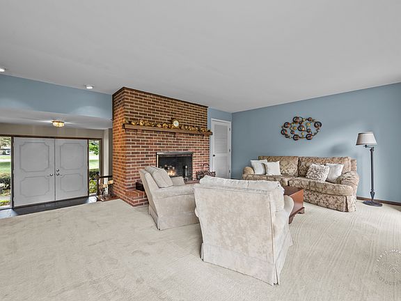 4th image of 1345 Goldenrod Dr