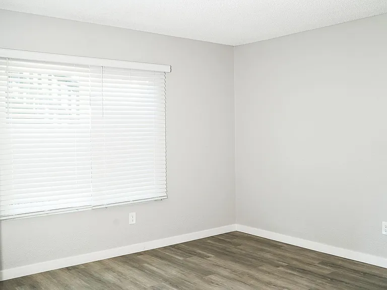 Point Loma Bay Apartments | Coastal Living Near the Beach — Photo 79