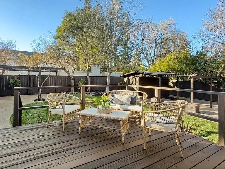 20 Adak Ct — Photo 24