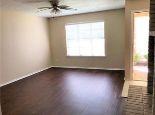 9512 Woodvale Dr, Austin, TX 78729