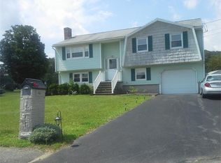 19 Barbara Cir, Woburn, MA 01801