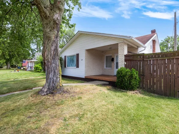 1019 W Marion St, Mishawaka, IN 46545