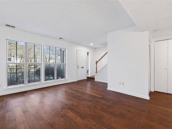 2nd image of 4438 Chowning Way