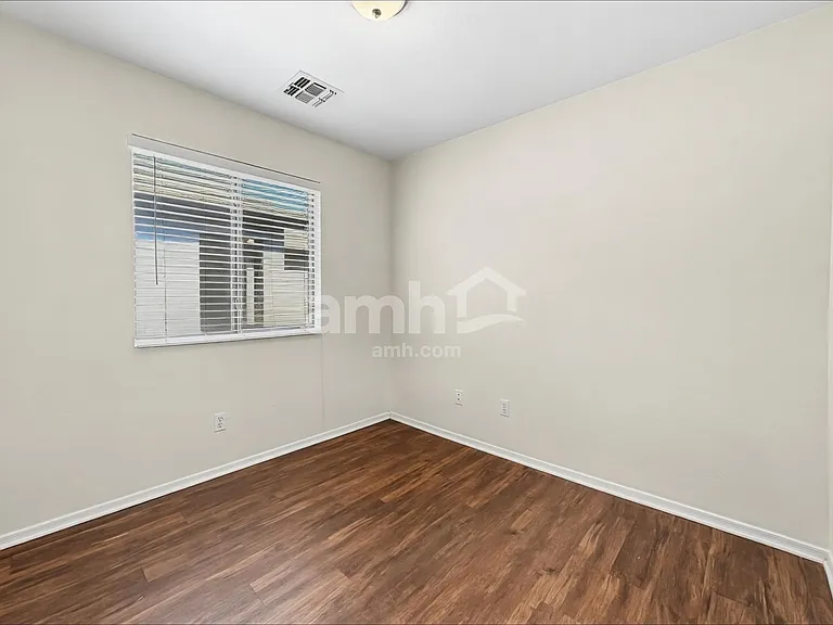 6217 W Warner St — Photo 12