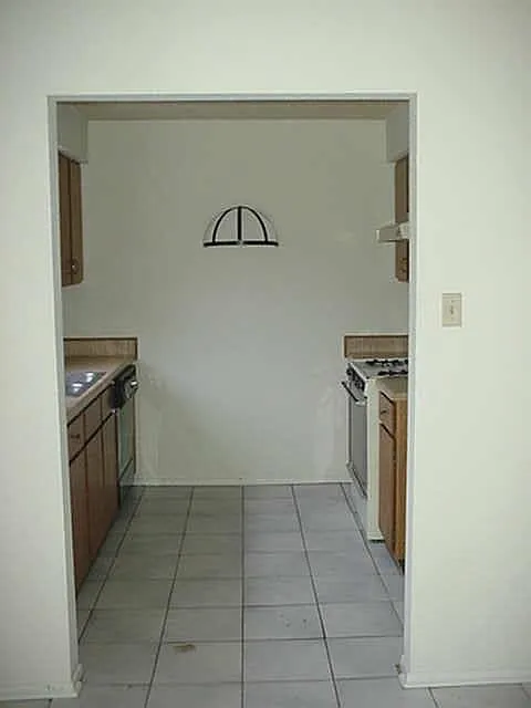 3 bed, 2.0 bath, 1456 sqft, $1,749 — Photo 4