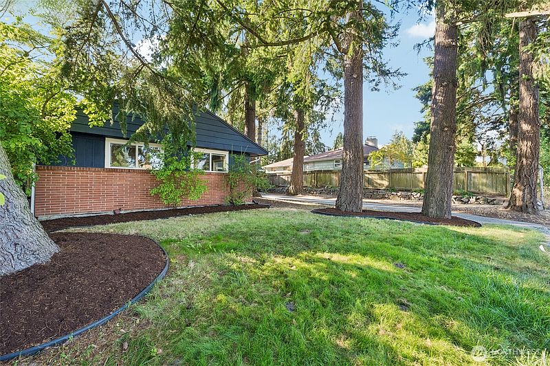 2nd image of 11409 11th Avenue SW
