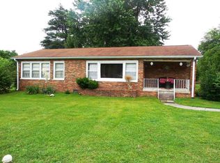 5404 Reidland Rd, Paducah, KY 42003