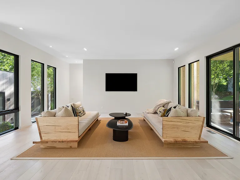9 Oyster Shores Rd — Photo 9