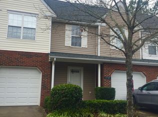 8791 Robinson Forest Dr, Charlotte, NC 28277