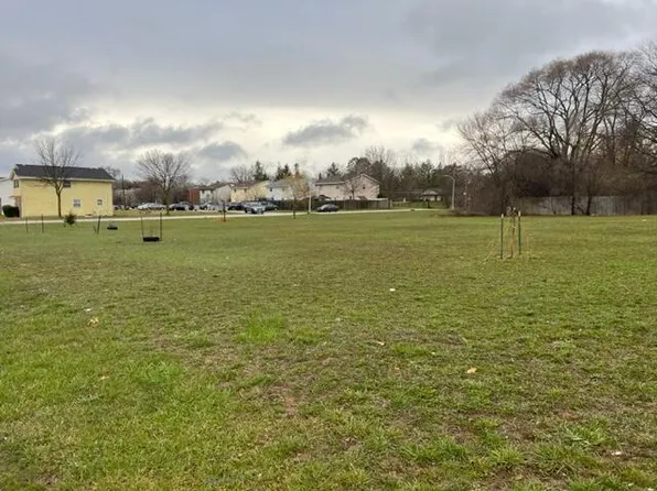 6519 North 106TH STREET, Milwaukee, WI 53224