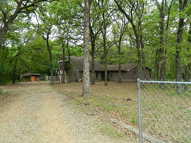 1st image of 1655 Shady Woods Dr
