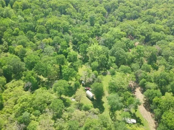 18242 Old Bundick Rd, Hearne, TX 77859