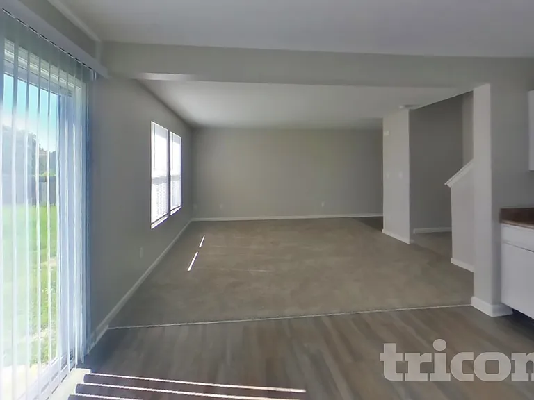 3203 Brandenburg Dr — Photo 5