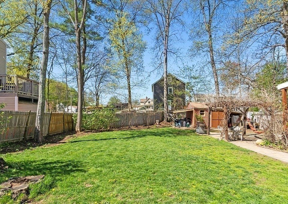 40 Amesbury Ave, Amesbury, MA 01913 Zillow