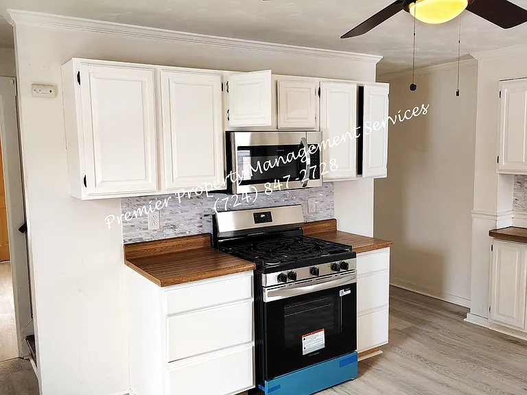 200-202 Jarvis St #200 — Photo 9