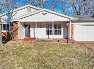 3390 Brunswick Dr, Florissant, MO 63033