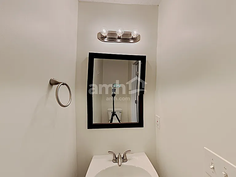1121 Lauren Way NW — Photo 9