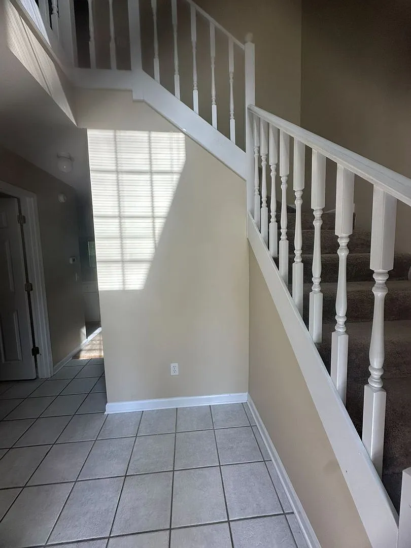 Briarwood West — Photo 3