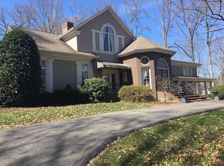 576 Green Hill Rd, Bristol, VA 24201