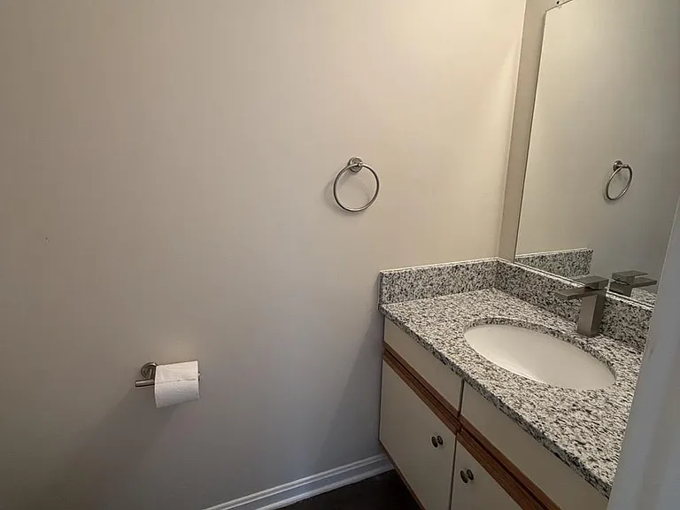 218 Tudor Dr — Photo 17