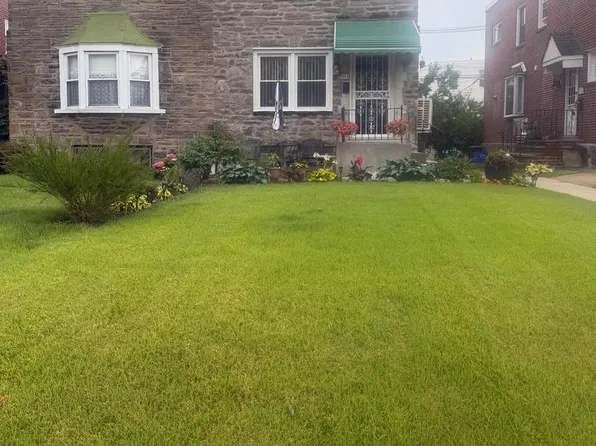 2004 Vista St, Philadelphia, PA 19152