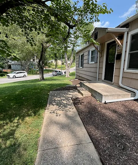 8015 Outlook Dr — Photo 5