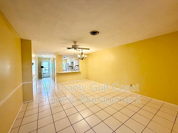 4th image of 325 Englewood Isles Pkwy