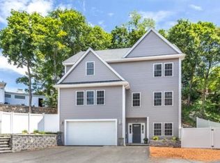 18 Navarro Cir, Medford, MA 02155