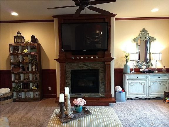 3rd image of 19305 87th Avenue Ct E