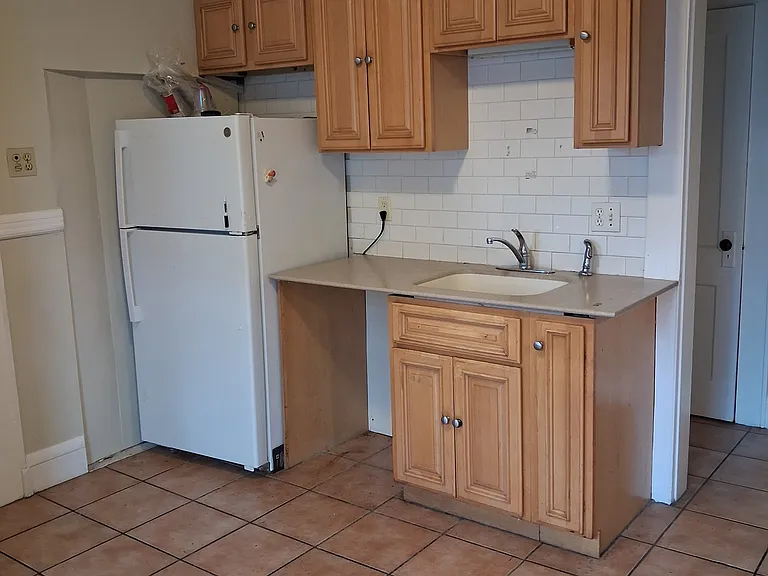 73 Morehouse St #2 — Photo 6