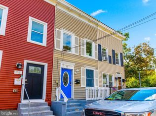 26 Pleasant St, Annapolis, MD 21401