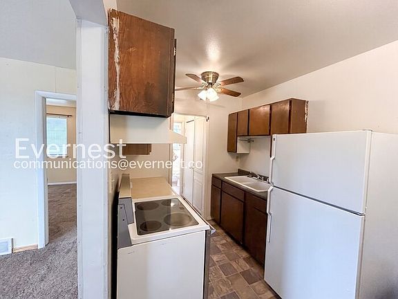 4th image of 956 W Moreno Ave