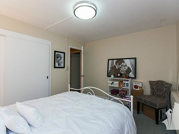 2nd image of 3950 N Lake Shore Dr #878401