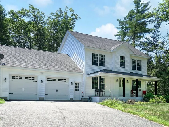 16 Benjamin Way, Gorham, ME 04038