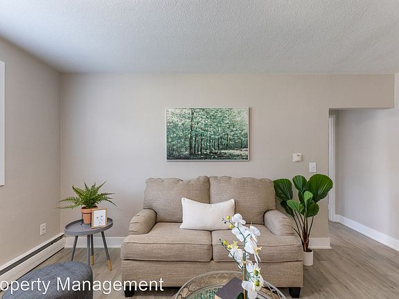 5th image of 1132 E Seneca Ave #4