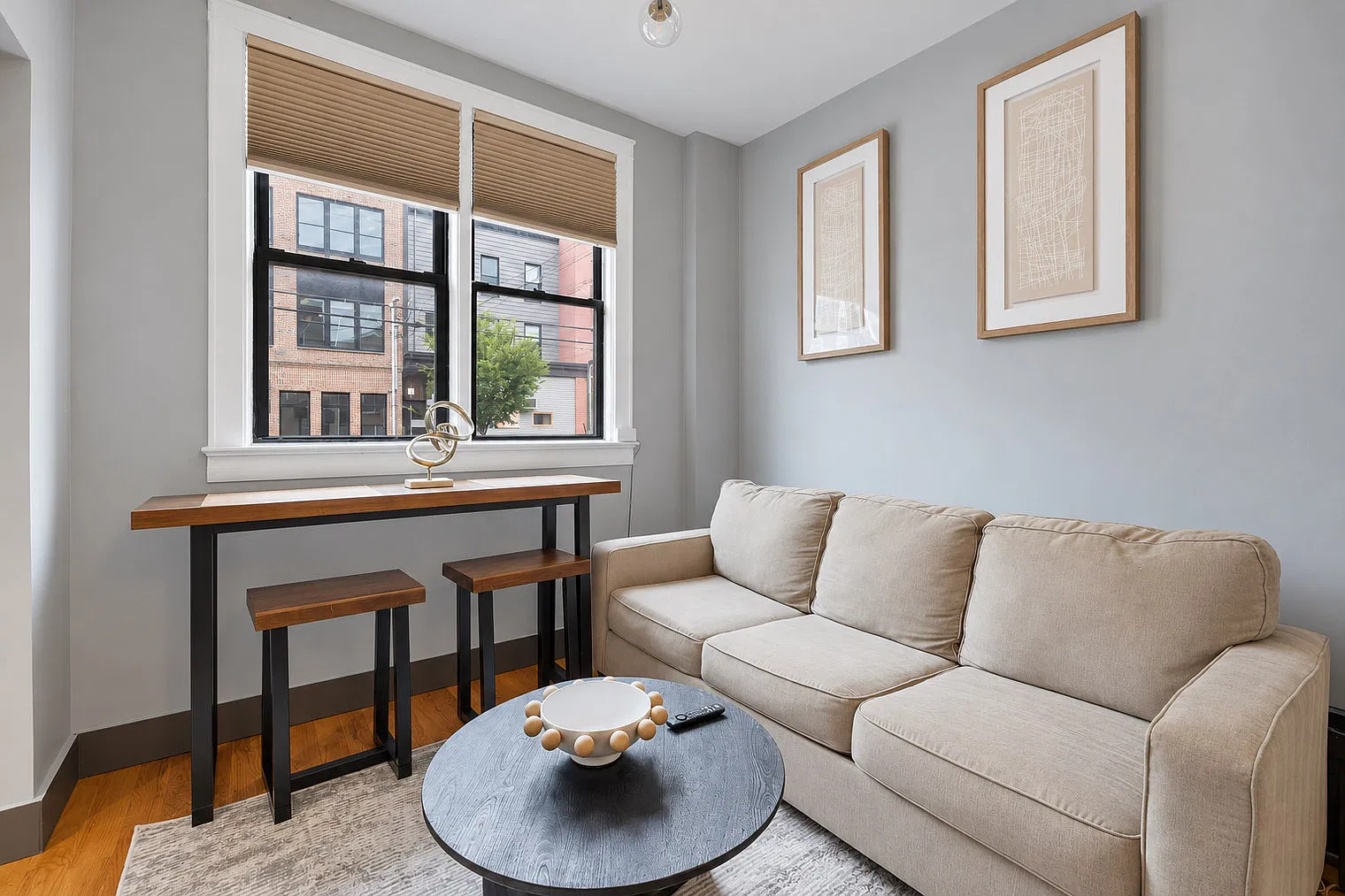Studio, 1.0 bath, 699 sqft, $3,334 — Photo 1
