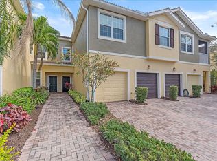 7774 Moonstone Dr #7-105, Sarasota, FL 34233